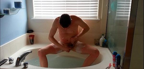  Tiny Dick Jeffrey Shaving His Body